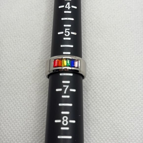 NWOT Size 6 Titanium band with rainbow flag stones - Picture 5 of 5